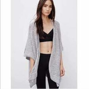 Community Aritzia Ionic Cape Oversized Grey Knit Open Slouchy Cardigan XS Small